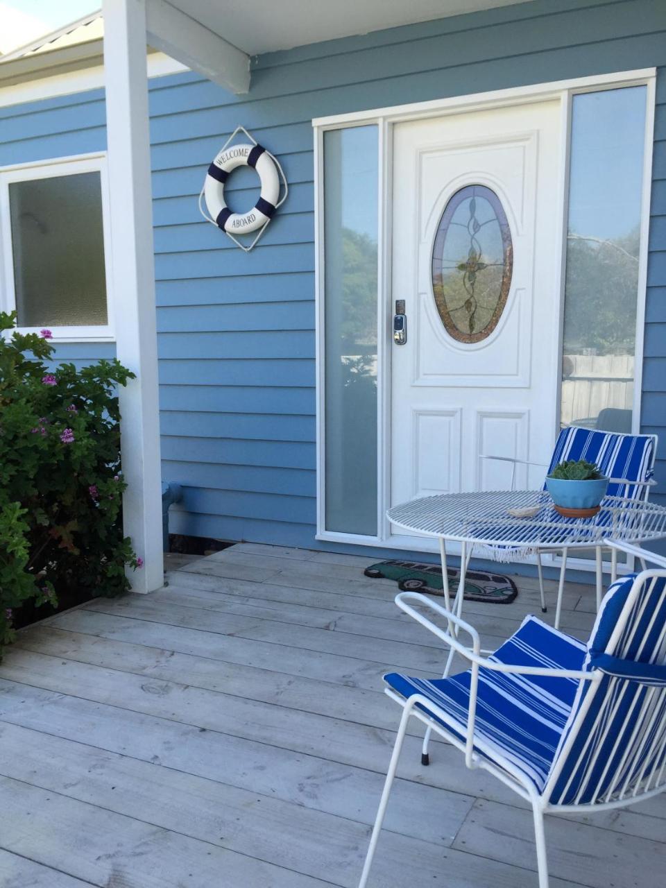 Sea Salt Bnb Rosebud Bagian luar foto